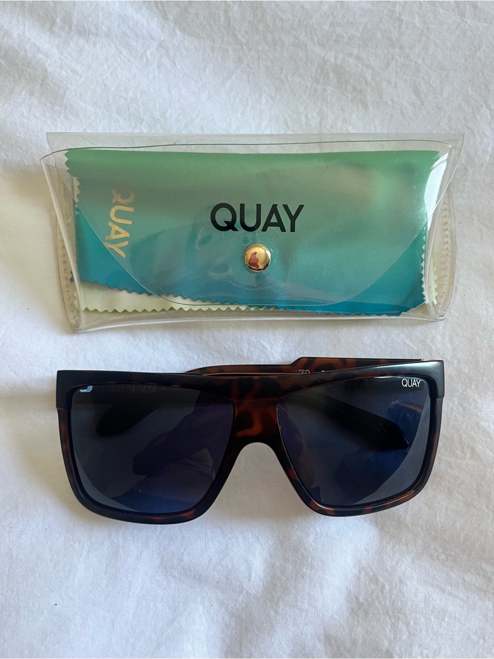 Quay BarnumTortoiseshell Shield Oversized Sunglasses - Brown/Black Lenses